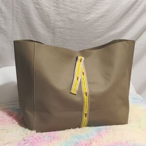 Authentic Louis Vuitton Limited Edition LV Cup Large Tote